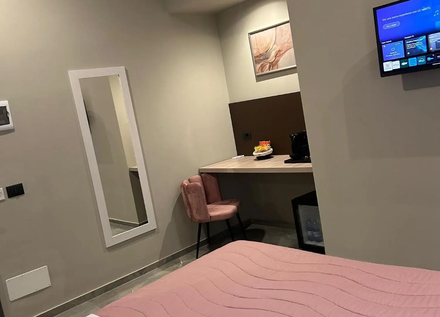 Karma6Rooms - In Sicilia Nel Centro Di Catania Italy