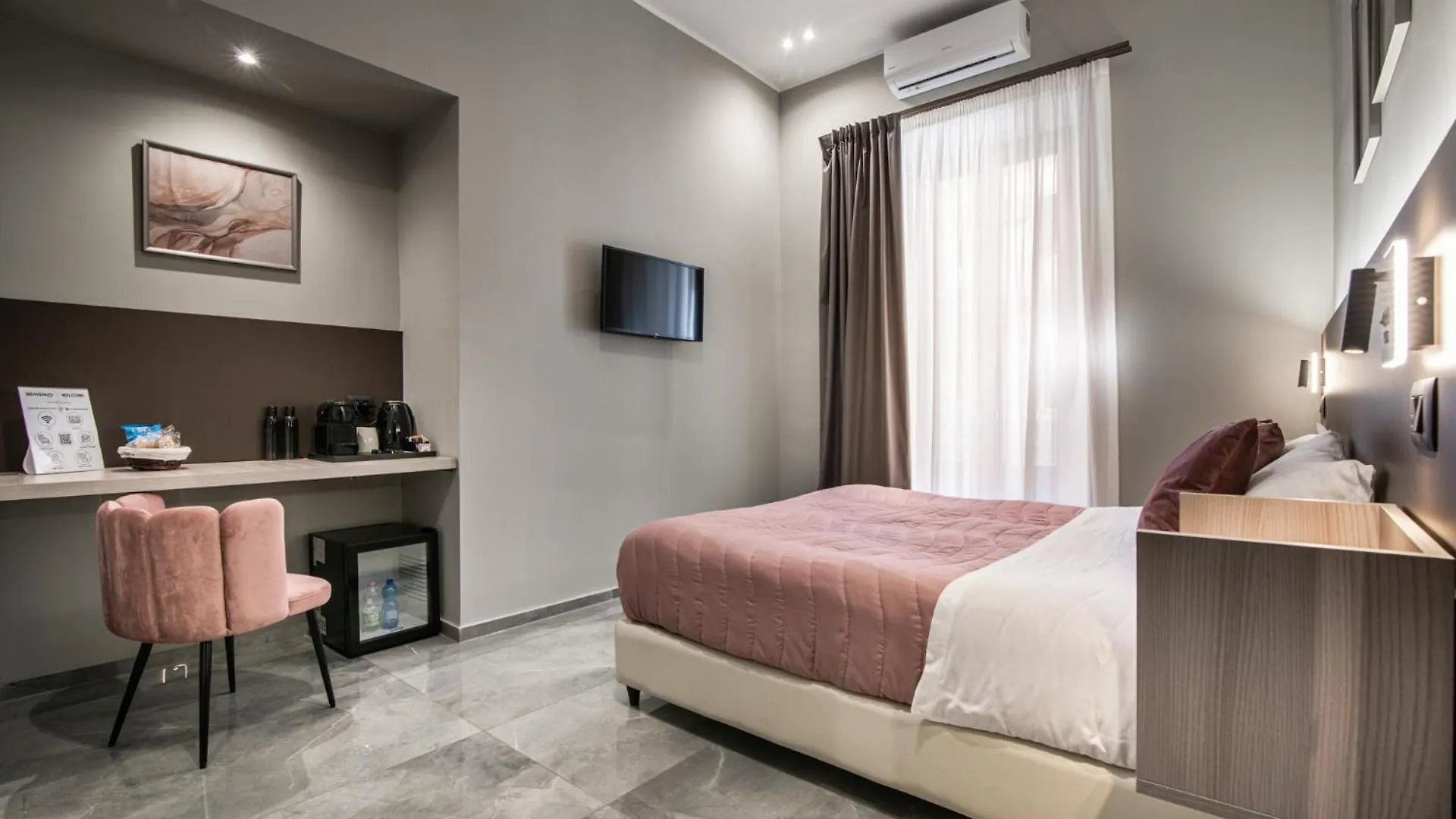 Guest house Karma6Rooms - In Sicilia Nel Centro Di Catania Italy