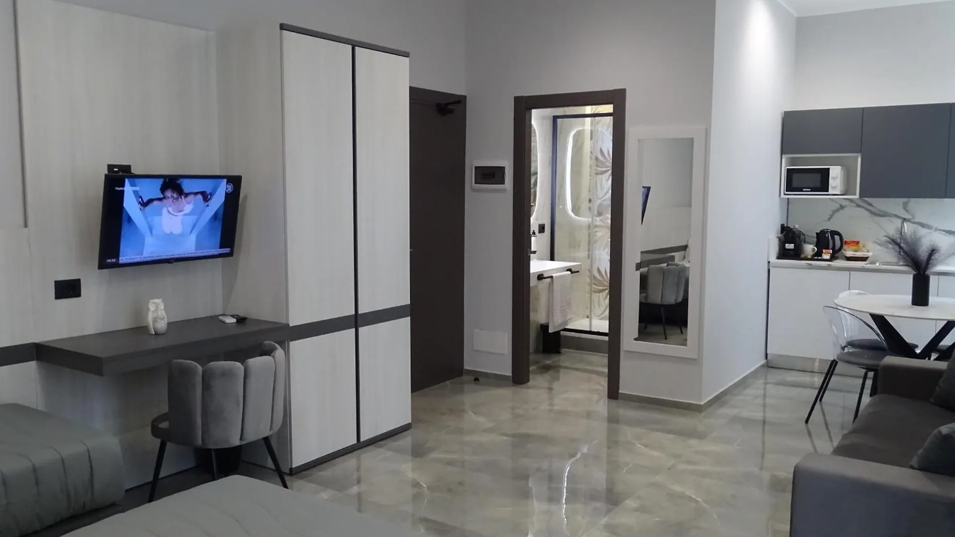 Karma6Rooms - In Sicilia Nel Centro Di Catania Guest house